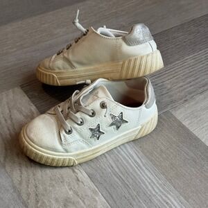 Blowfish Malibu Toddler Girls White Star Glitter Sneakers Size 9 Low Top Shoes
